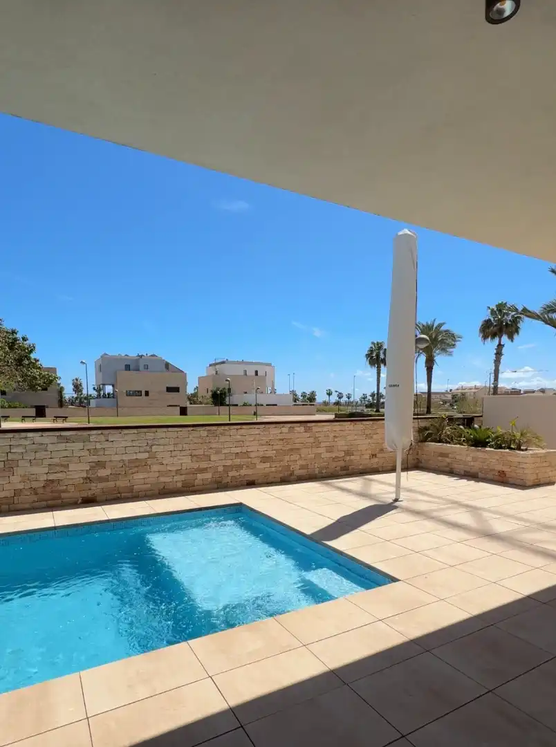 Piscina de Casa o chalet en venta en Pilar de la Horadada con Aire acondicionado, Jardín privado y Terraza