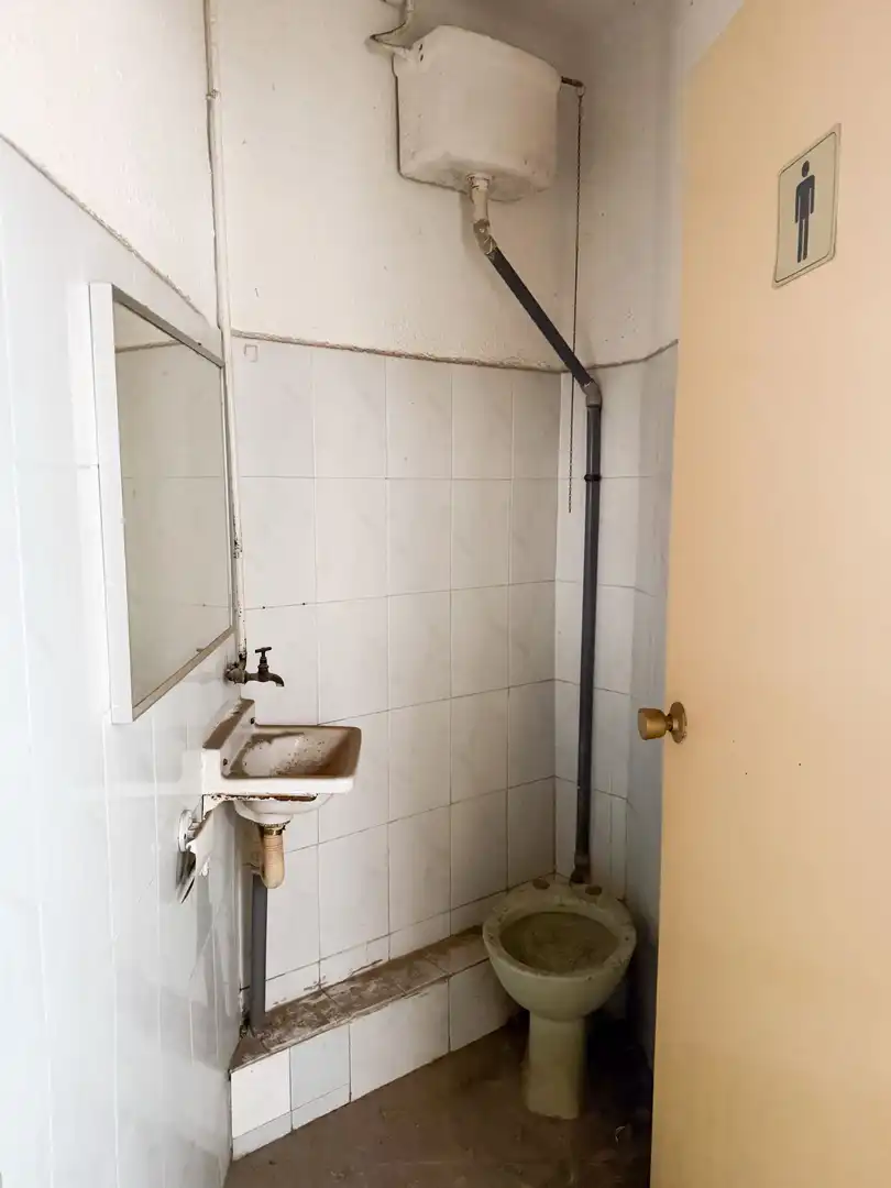 Baño de Local de alquiler en Barcelona