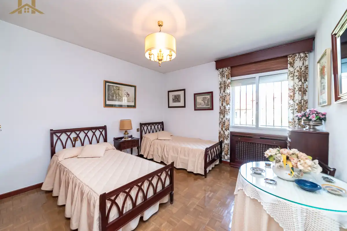 Dormitori de Casa o xalet en venda en Pozuelo de Alarcón amb Calefacció, Jardí privat i Terrassa