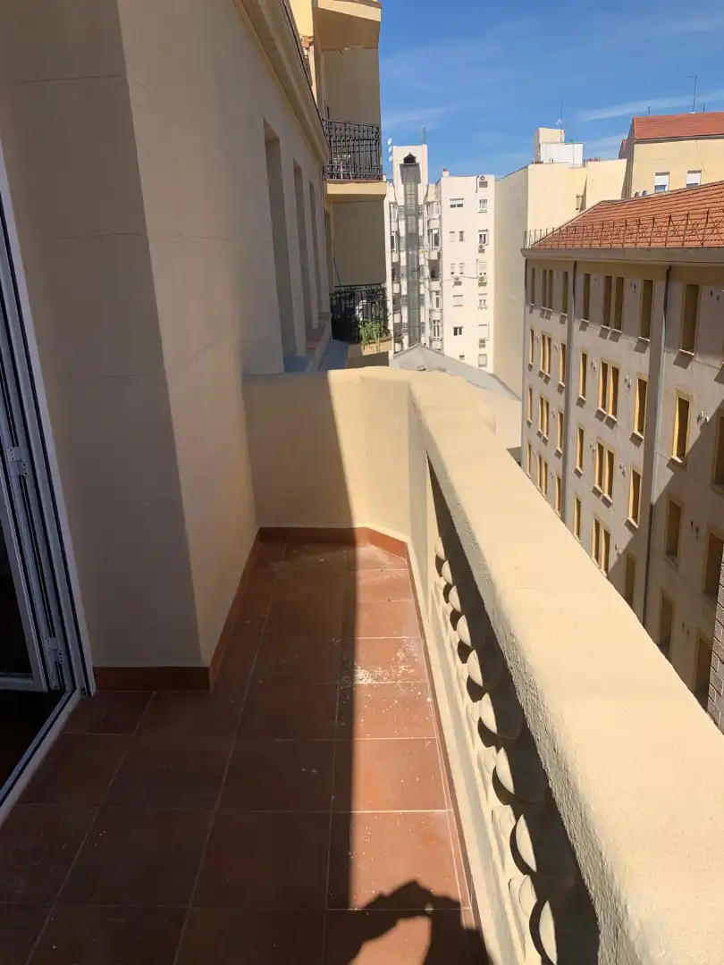 Balcony of Attic for rent in Madrid  with Air Conditioner, Heating and Parquet flooring