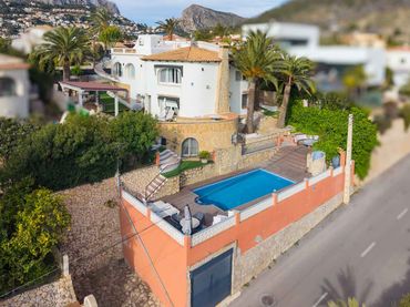 Casa con balcone in vendita a Canuta
