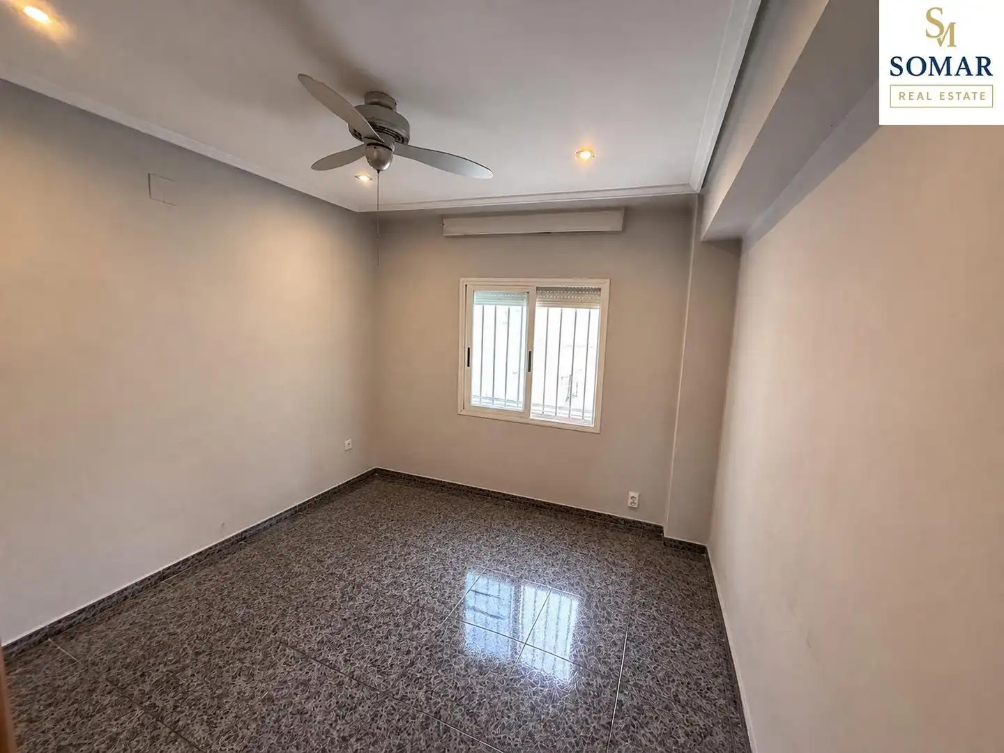Piso en venta en Valencia con Aire acondicionado y Balcón
