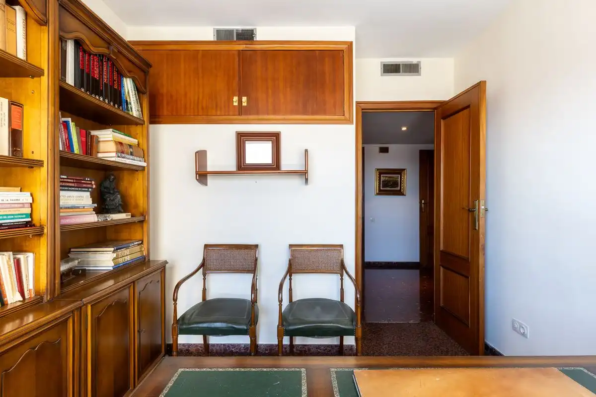 Flat with lift for sale in Pg. de les Germanies, imagen 32