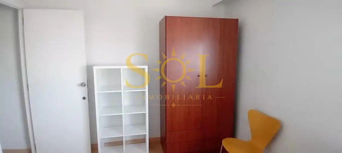 Schlafzimmer von Wohnung zur Miete in León Capital  mit Heizung, Terrasse und Möbliert