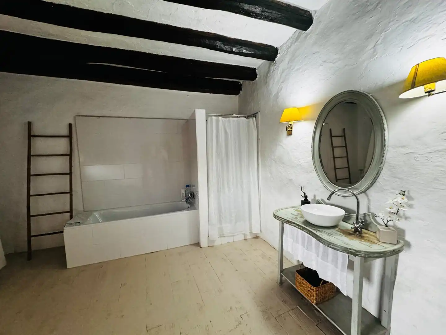 Baño de Finca rústica en venta en Sant Sadurní d'Anoia con Aire acondicionado, Jardín privado y Terraza