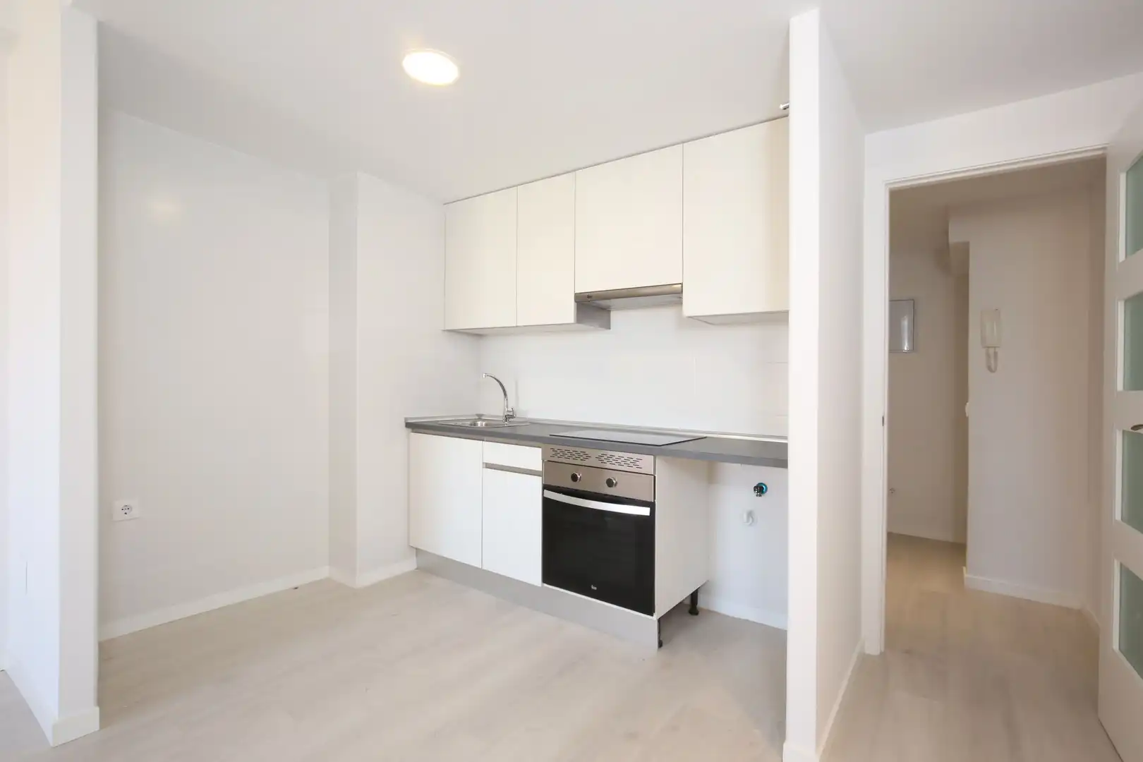 Küche von Wohnungen zur Miete in Madrid mit Heizung, Terrasse und Ofen