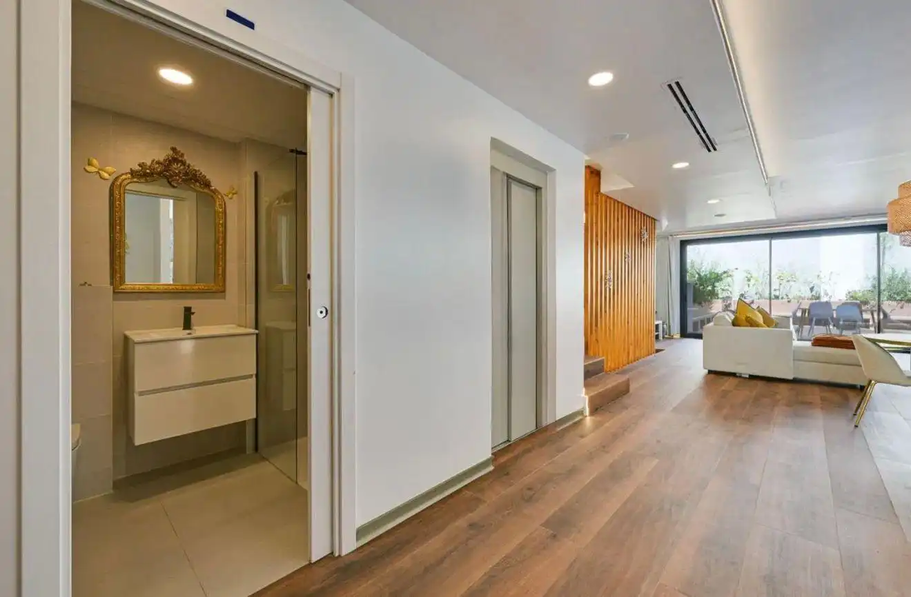 Maison jumelée à vendre à Montgat, imagen 3