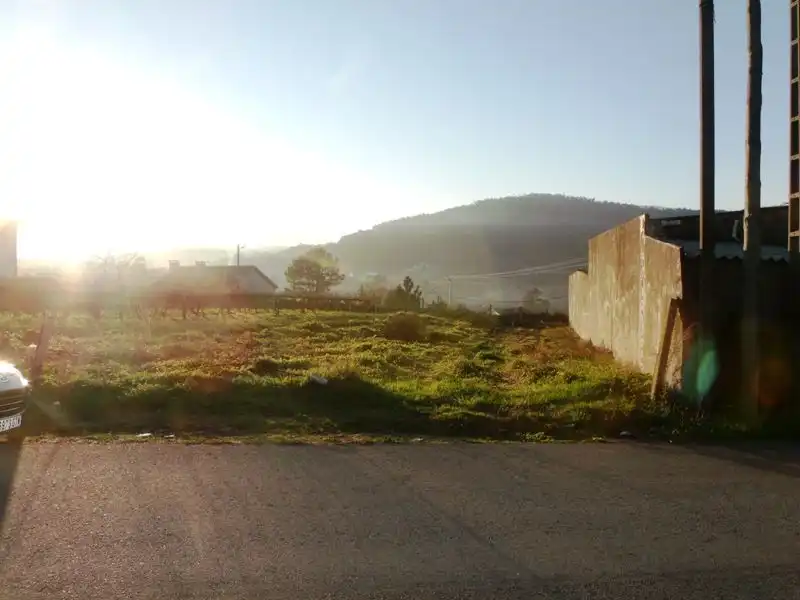 Wohnbaugrundstück zum Verkauf in Boiro, imagen 3
