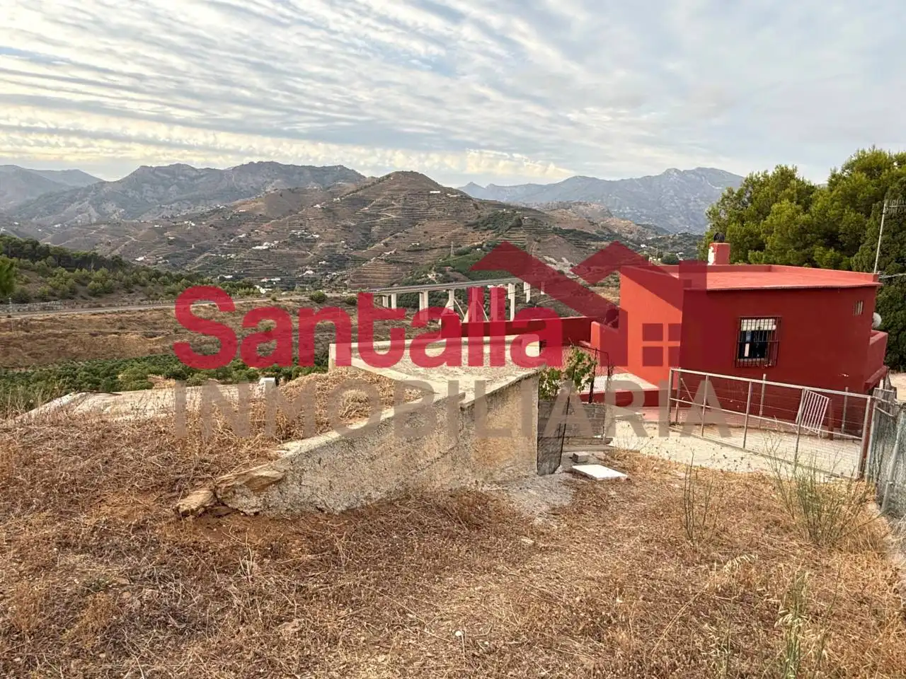 Country homes for sale in Almuñécar  with Private garden, Terrace and Furnished