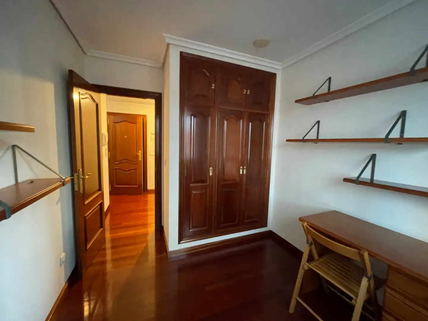 Flat for rent in Avenida Esteiro, Esteiro