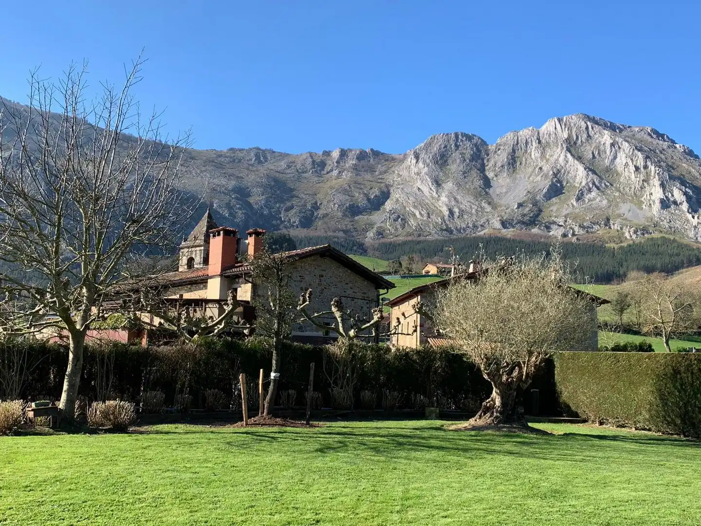 Vista exterior de Casa o chalet en venta en Atxondo con Amueblado