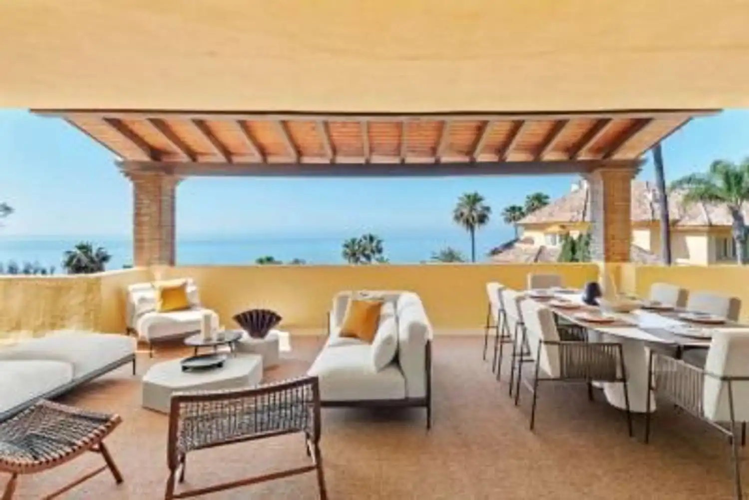 Apartamento con piscina en venta en Marbella Centro, imagen 2