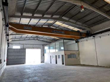 Industrial building for sale in Carrer Virgili i Bellver 9