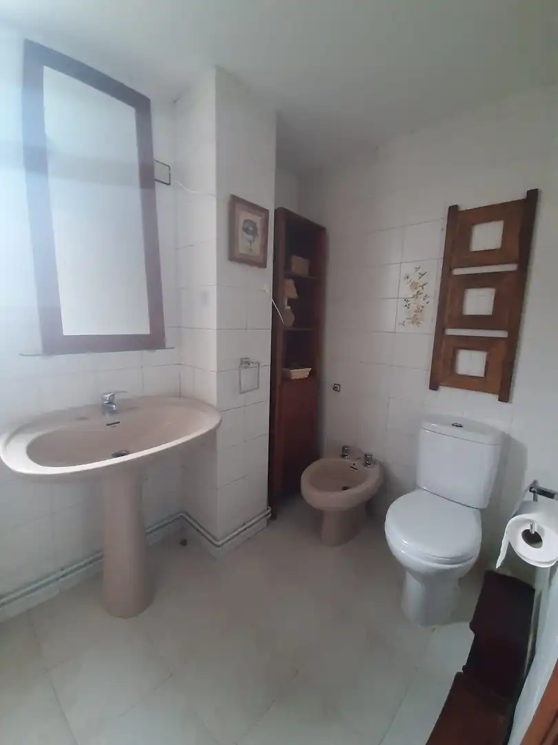 Bathroom of Flat for rent in Culleredo  with Heating, Terrace and Storage room