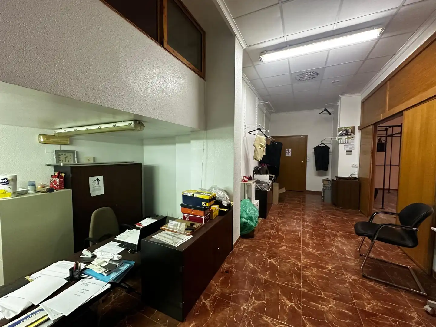 Buildings for sale in Llombai