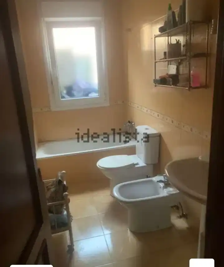 Baño de Piso en venta en Avilés con Amueblado