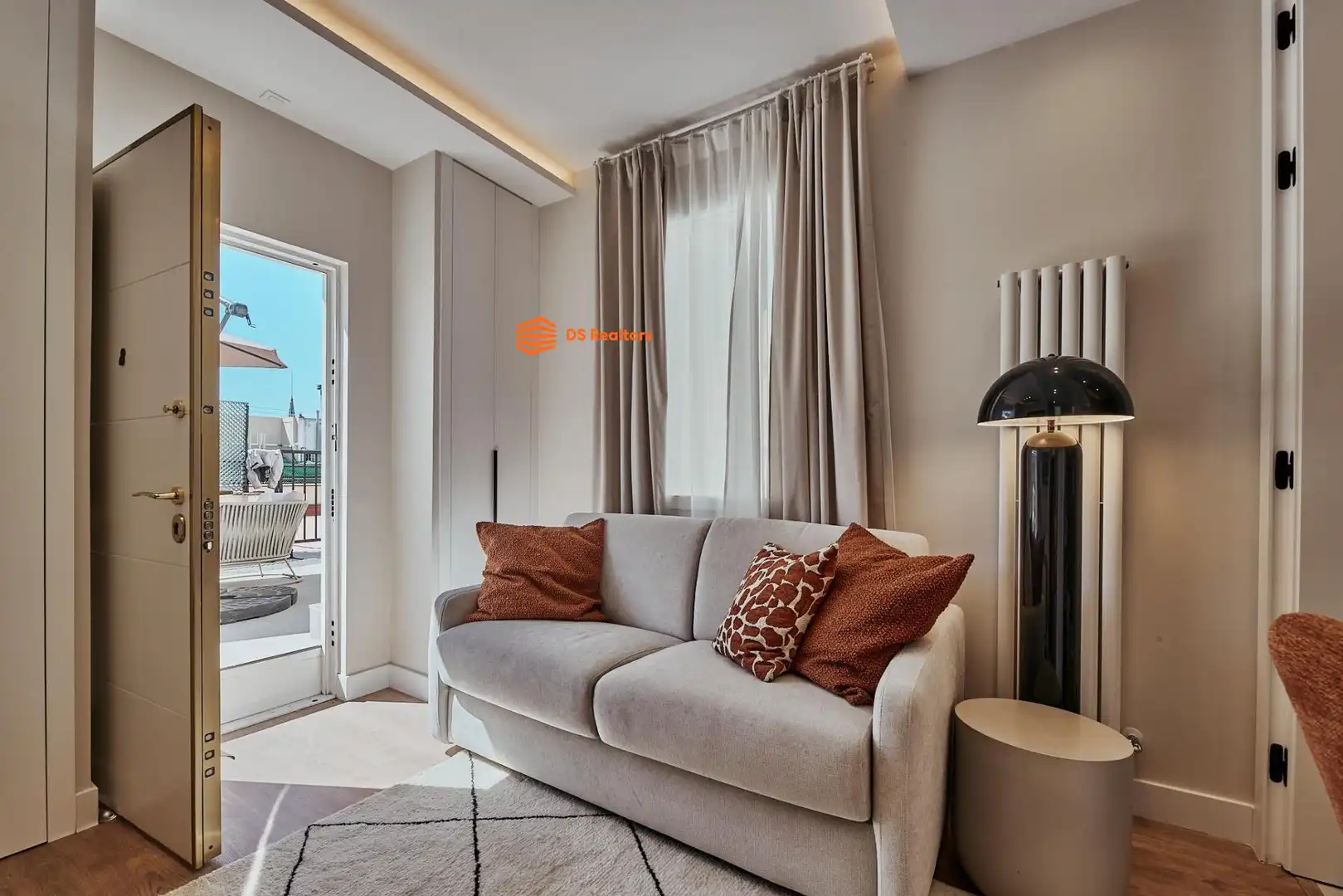 Living room of Attic for sale in Madrid  with Air Conditioner, Heating and Terrace