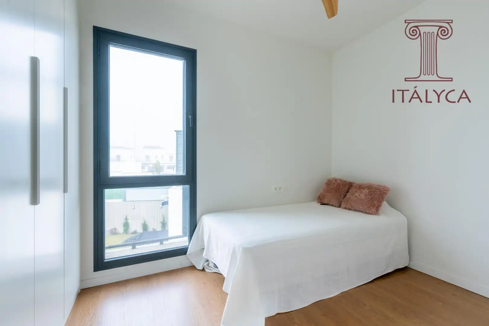 Bedroom of Detached homes for sale in Mairena del Aljarafe  with Heating, Private garden and Terrace