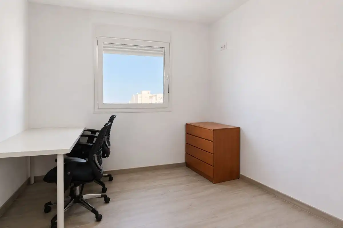 Habitación de Ático en venta en La Línea de la Concepción con Terraza