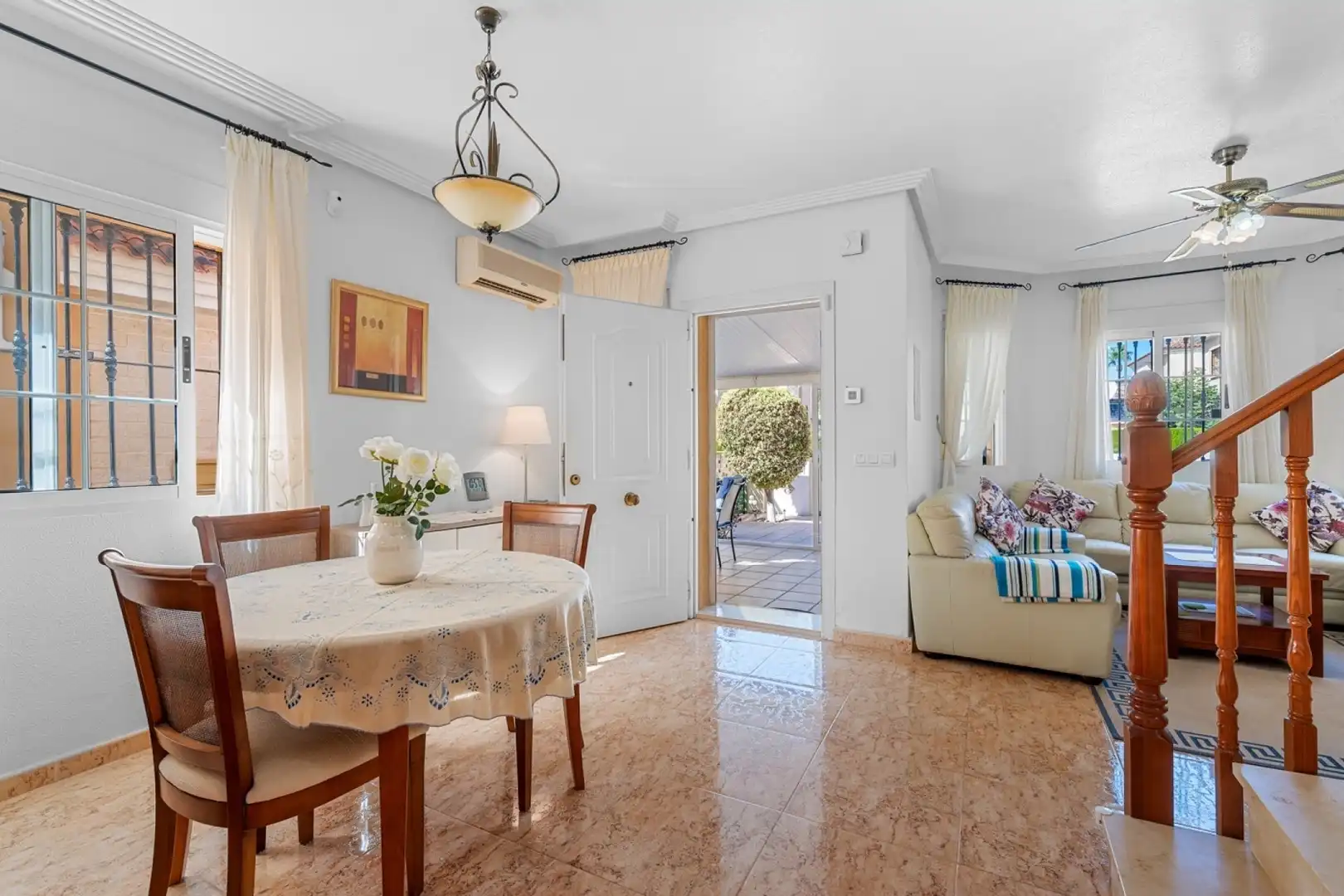 House with terrace for sale in El Raso, imagen 5