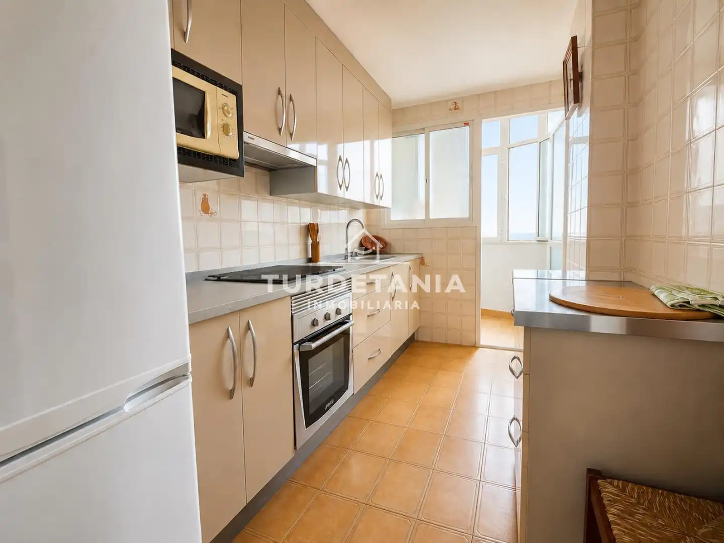 Kitchen of Flat for sale in Sanlúcar de Barrameda  with Furnished and Balcony