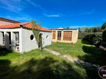 Casa con balcone in vendita a Calle Cañada Molina 96 (arcas)