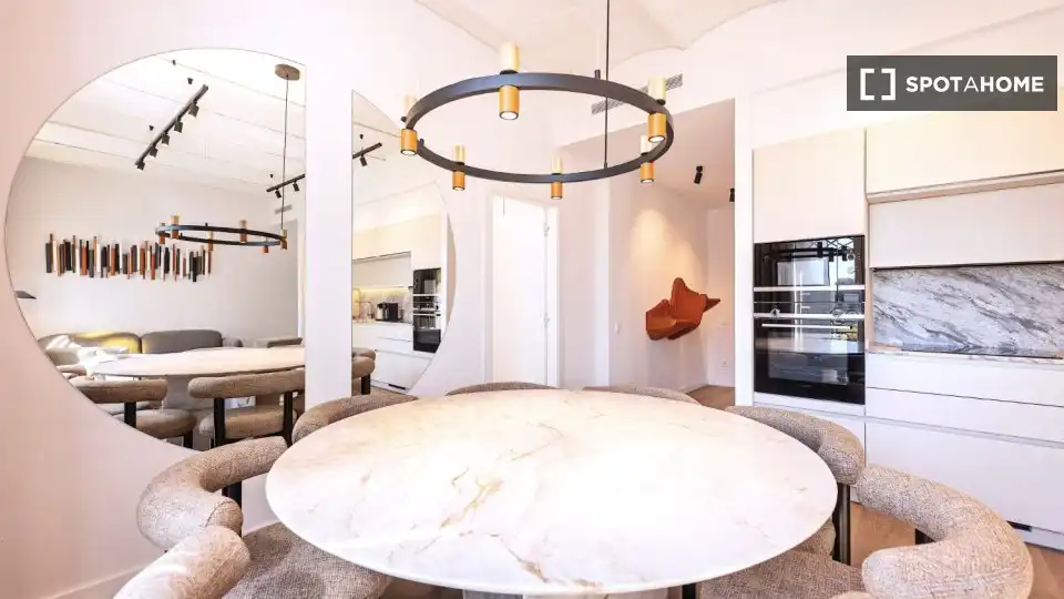 Appartamento con terrazza in affitto a Eixample, imagen 6