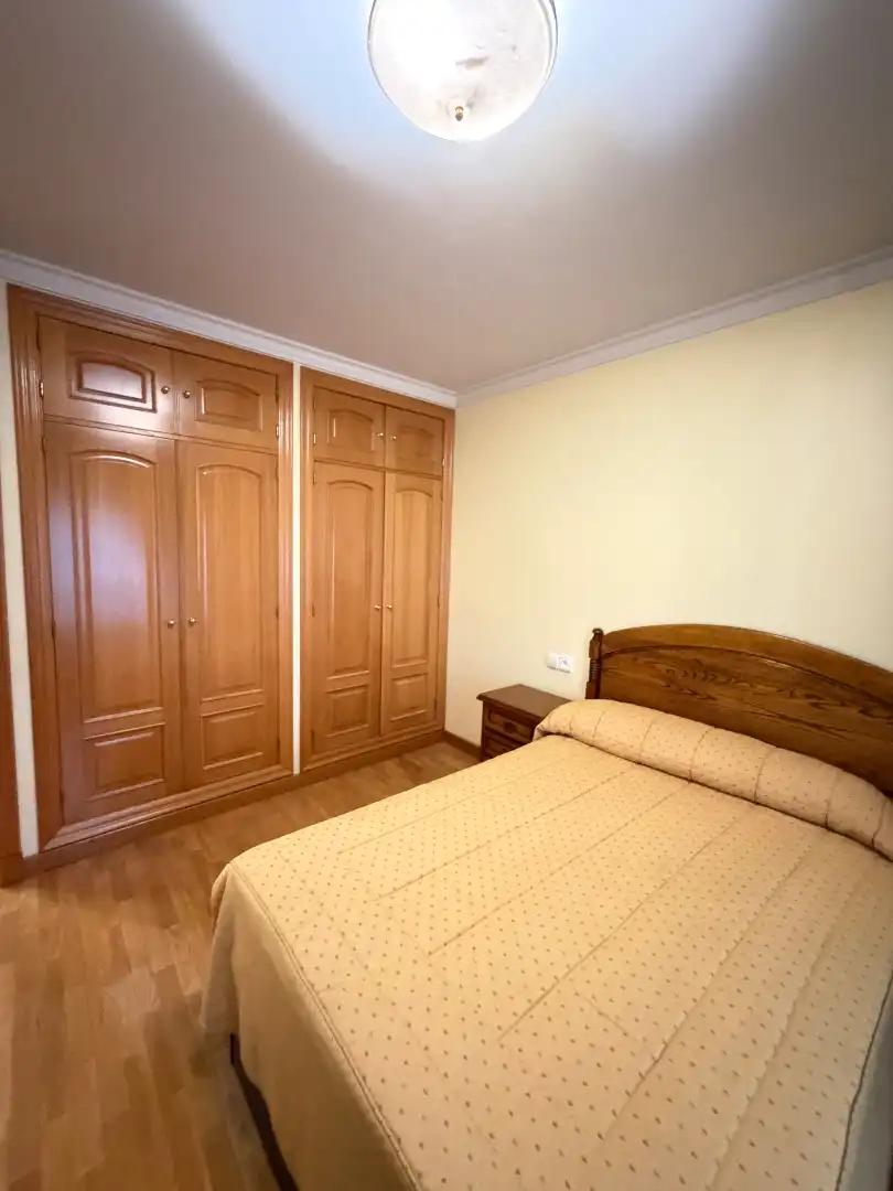 Detached homes for sale in Calle Olmos, 7, Ciudad Jardín