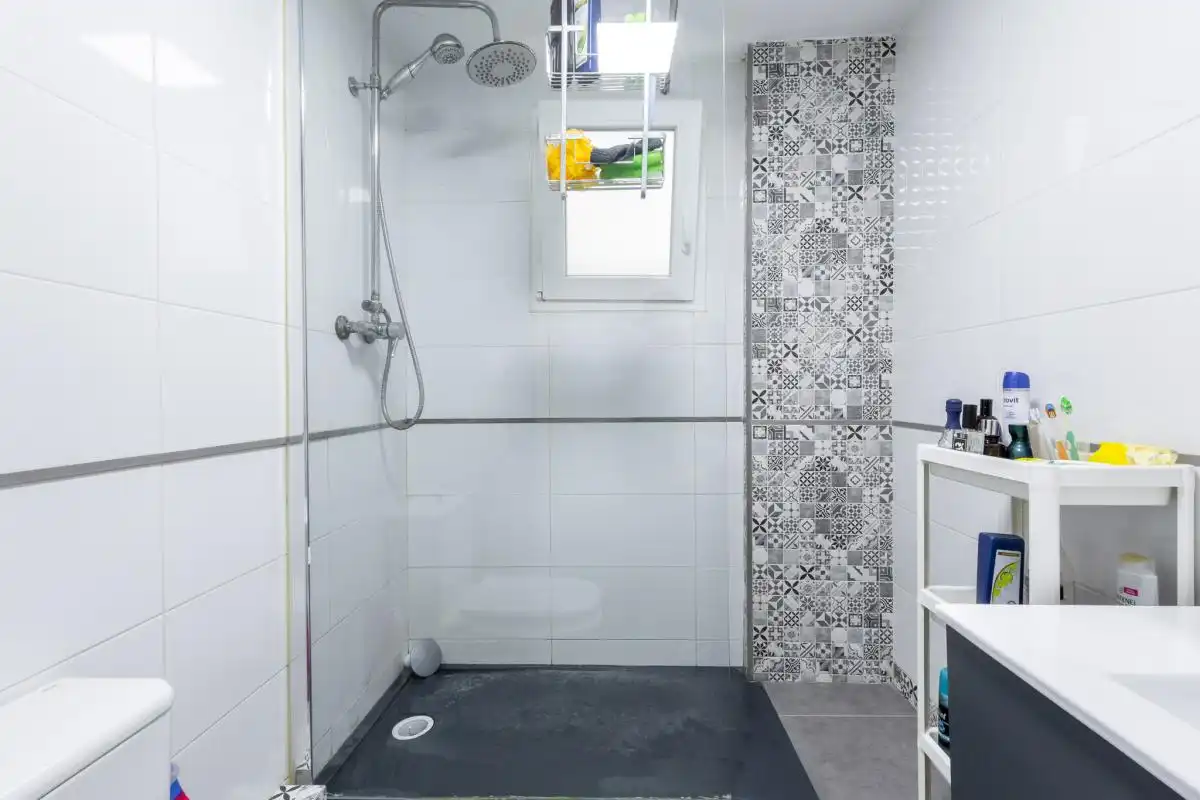 Baño de Piso en venta en Alfafar con Aire acondicionado, Calefacción y Terraza