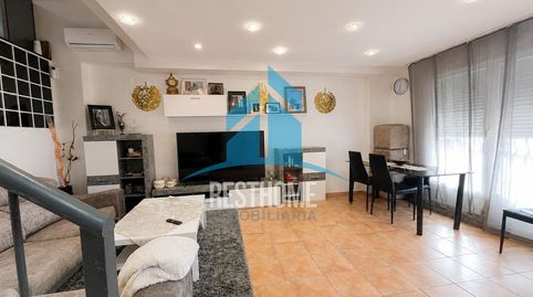 Foto 2 de Casa adosada en venta en Avenida Alzira, Favara, Valencia