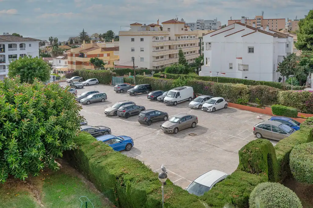 Parkplatz von Wohnung zum Verkauf in Torremolinos mit Schwimmbad