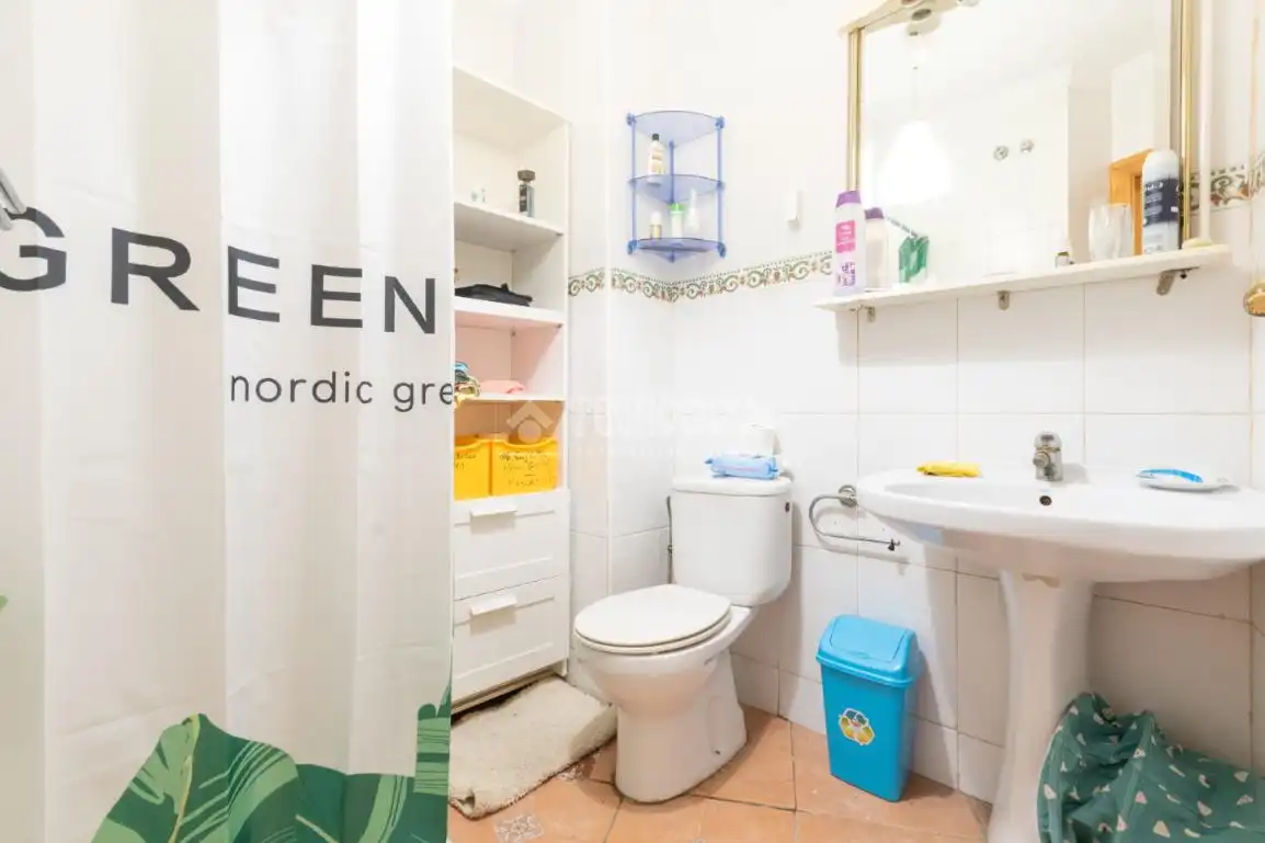 Bathroom of Houses for sale in Málaga