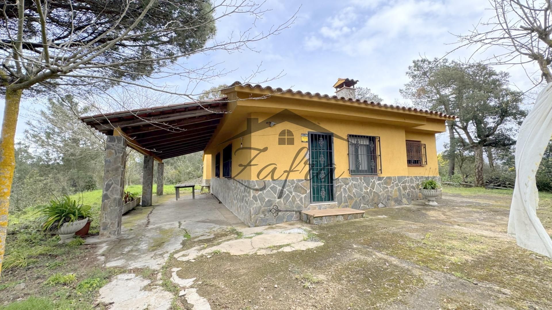 Exterior view of House or chalet for sale in Caldes de Malavella