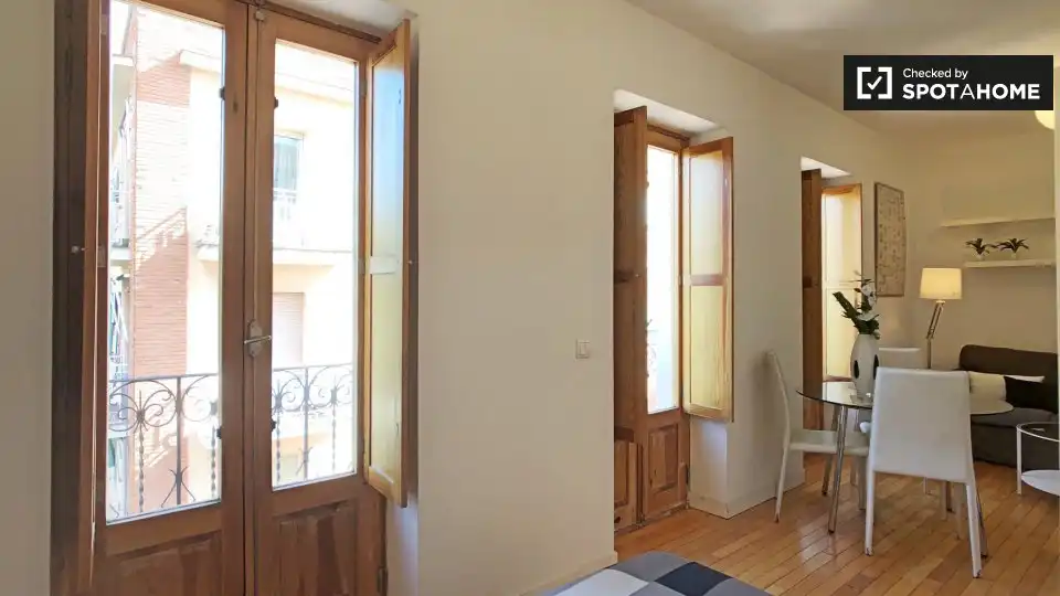 Flat with terrace to rent in Latina, imagen 7