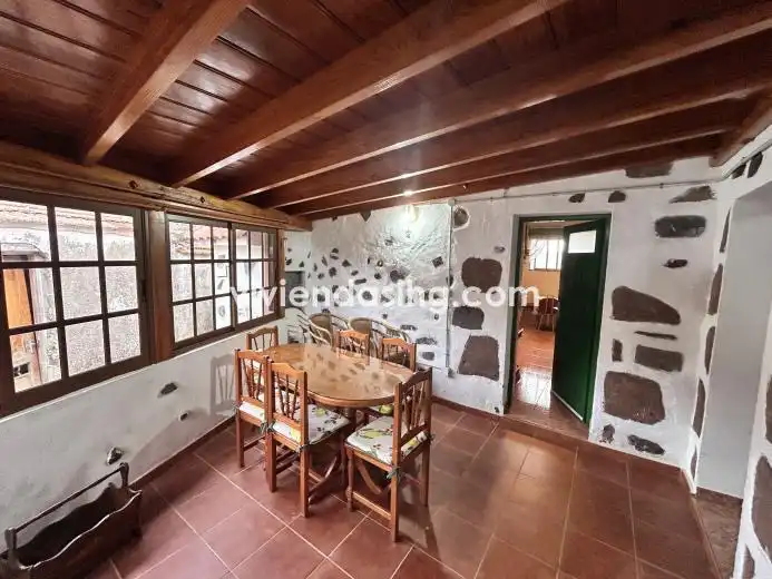 Menjador de Casa o xalet de lloguer en Buenavista del Norte amb Rentadora i Es permeten mascotes