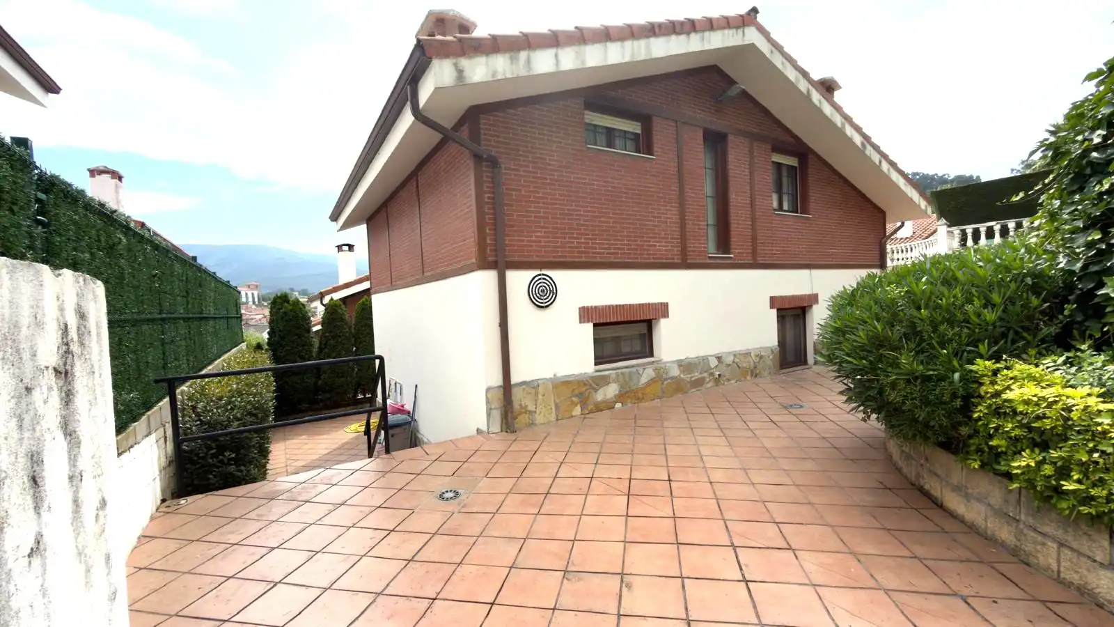 Exterior view of Houses for sale in Castro-Urdiales  with Heating, Private garden and Balcony
