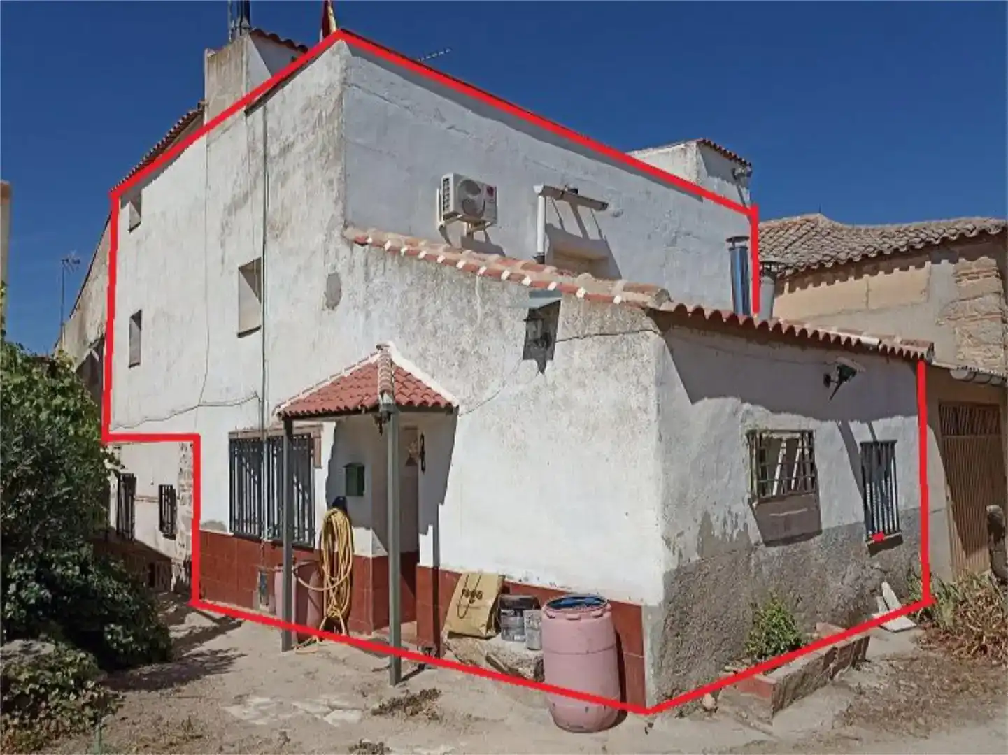 Vista exterior de Casa adosada en venda en Mazarambroz amb Aire condicionat i Traster