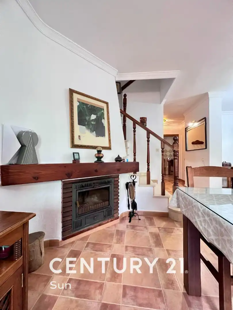Casa adosada en venta en Estepona con Jardín privado, Terraza y Lavadora