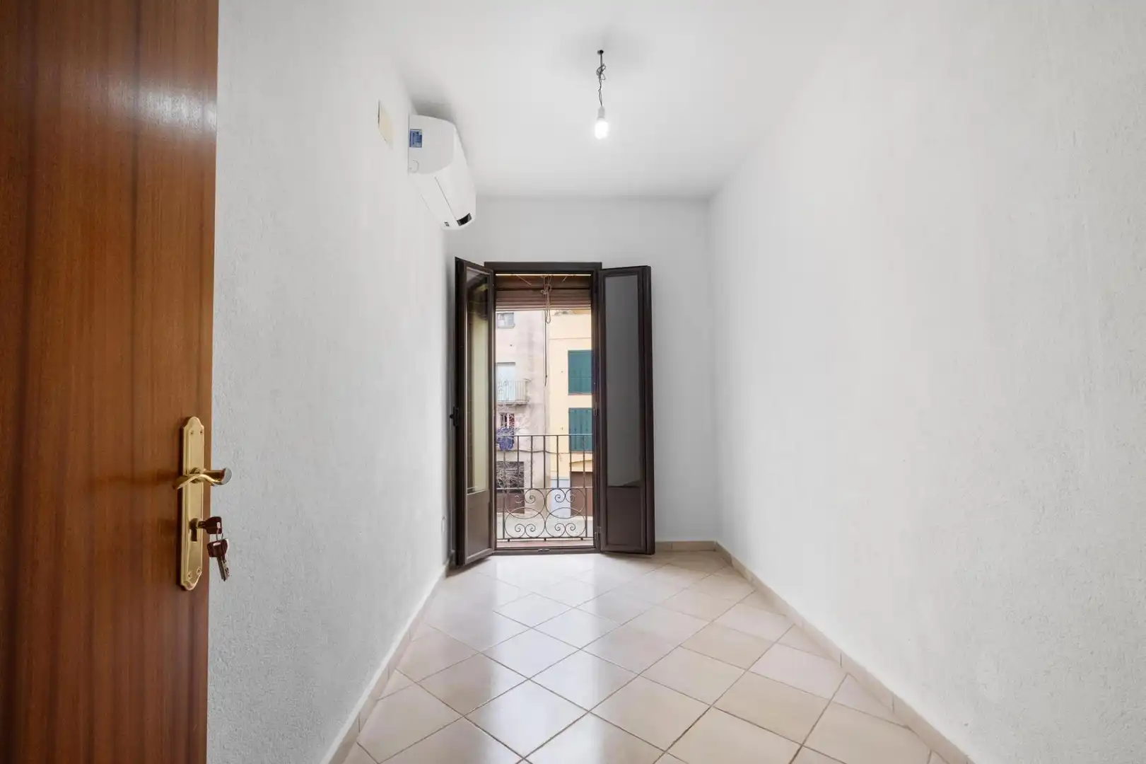 Bedroom of Houses for sale in Castelló d'Empúries