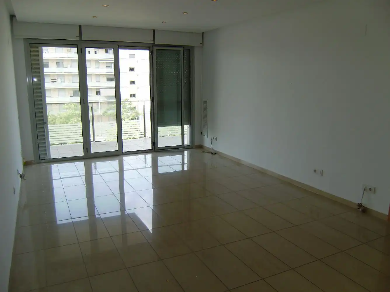 Living room of Flat for rent in Badalona  with Air Conditioner, Heating and Terrace