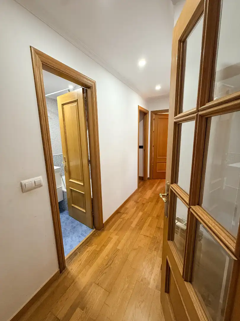 Piso en venta en Vilagarcía de Arousa con Calefacción, Parquet y Terraza