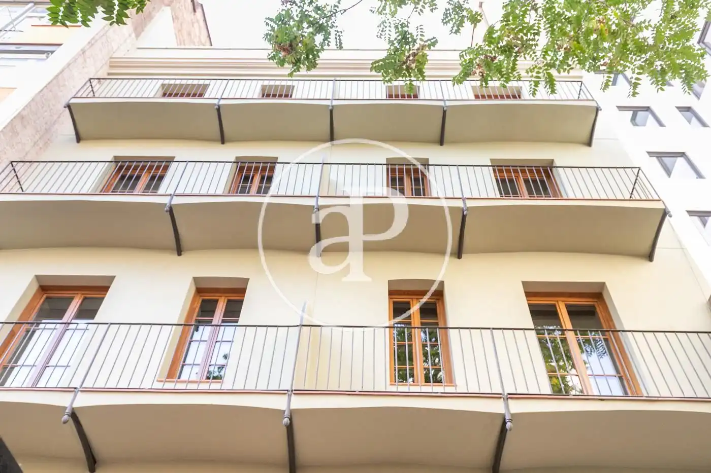 Vista exterior de Dúplex en venta en Barcelona con Aire acondicionado, Calefacción y Terraza