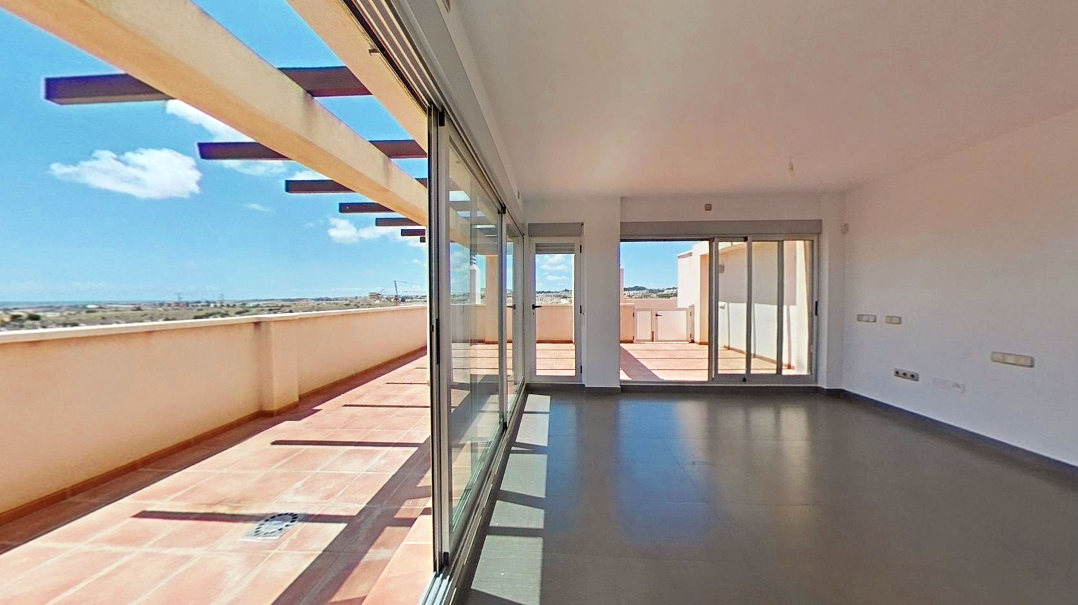 Terrassa de Pis en venda en Orihuela amb Aire condicionat, Jardí privat i Terrassa