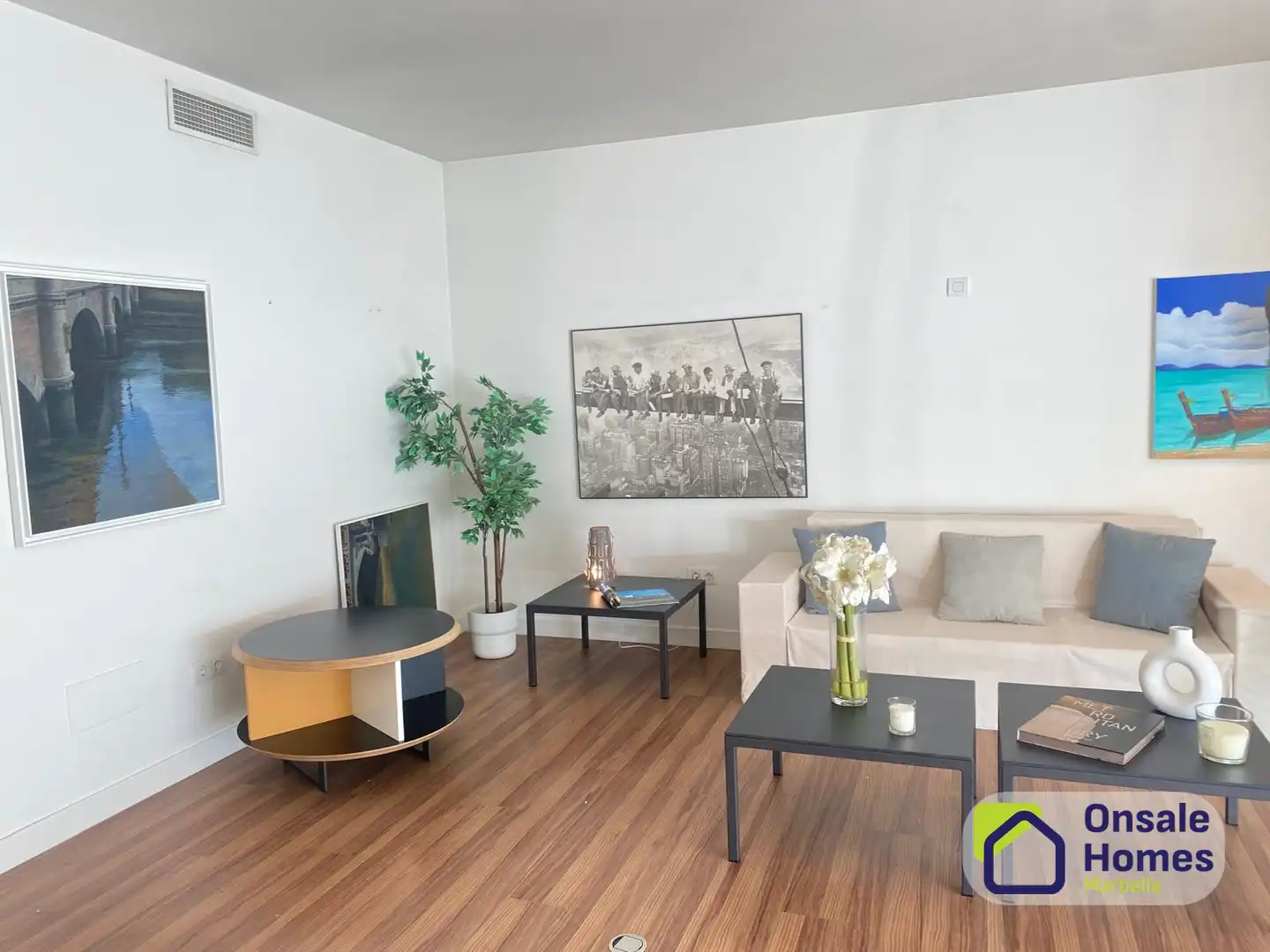 Wohnzimmer von Wohnung zum Verkauf in Marbella mit Klimaanlage, Terrasse und Abstellraum
