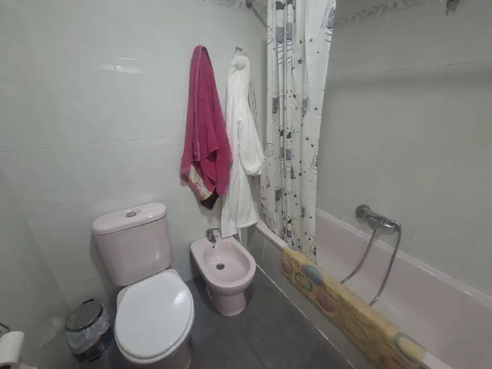 Baño de Piso en venta en L'Alcúdia con Aire acondicionado, Balcón y Internet