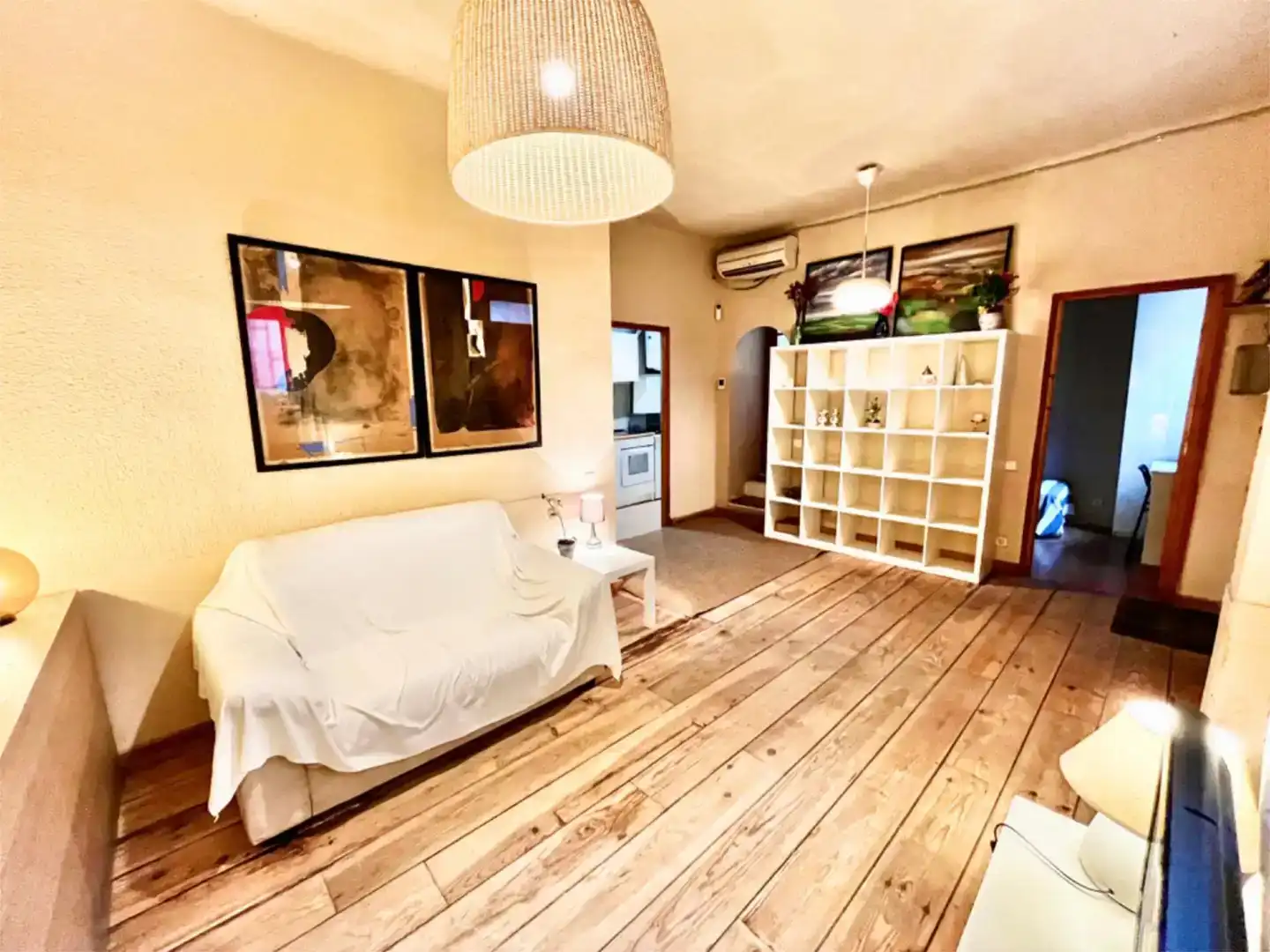 Sala de estar de Casa o chalet en venta en  Barcelona Capital con Balcón