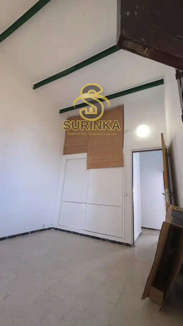 Habitación de Casa adosada en venta en Telde