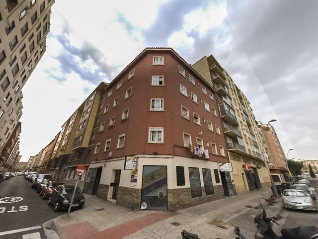 Piso en Venta en C/ Rio cinca en La Almozara