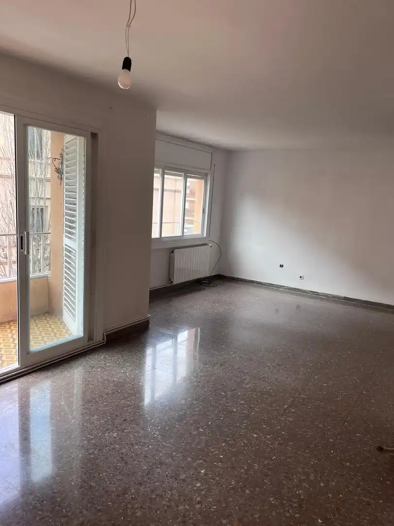 Sala d'estar de Pis en venda en Vilanova i la Geltrú amb Calefacció