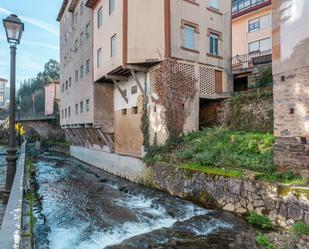 Vista exterior de Casa o xalet en venda en Allande amb Calefacció, Jardí privat i Traster